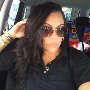 Meet your Posher, Lilian